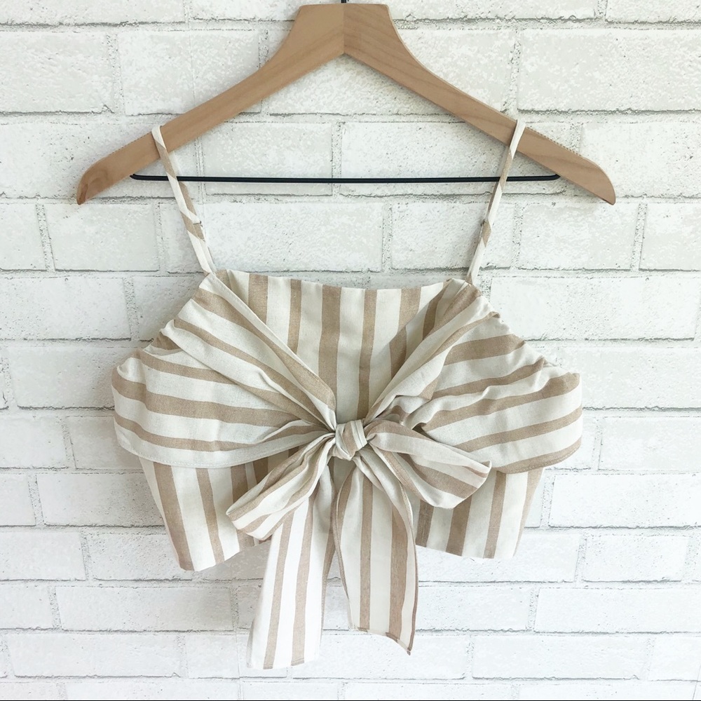 NWOT- J.O.A. Tie Front  Crop Top Sand and White